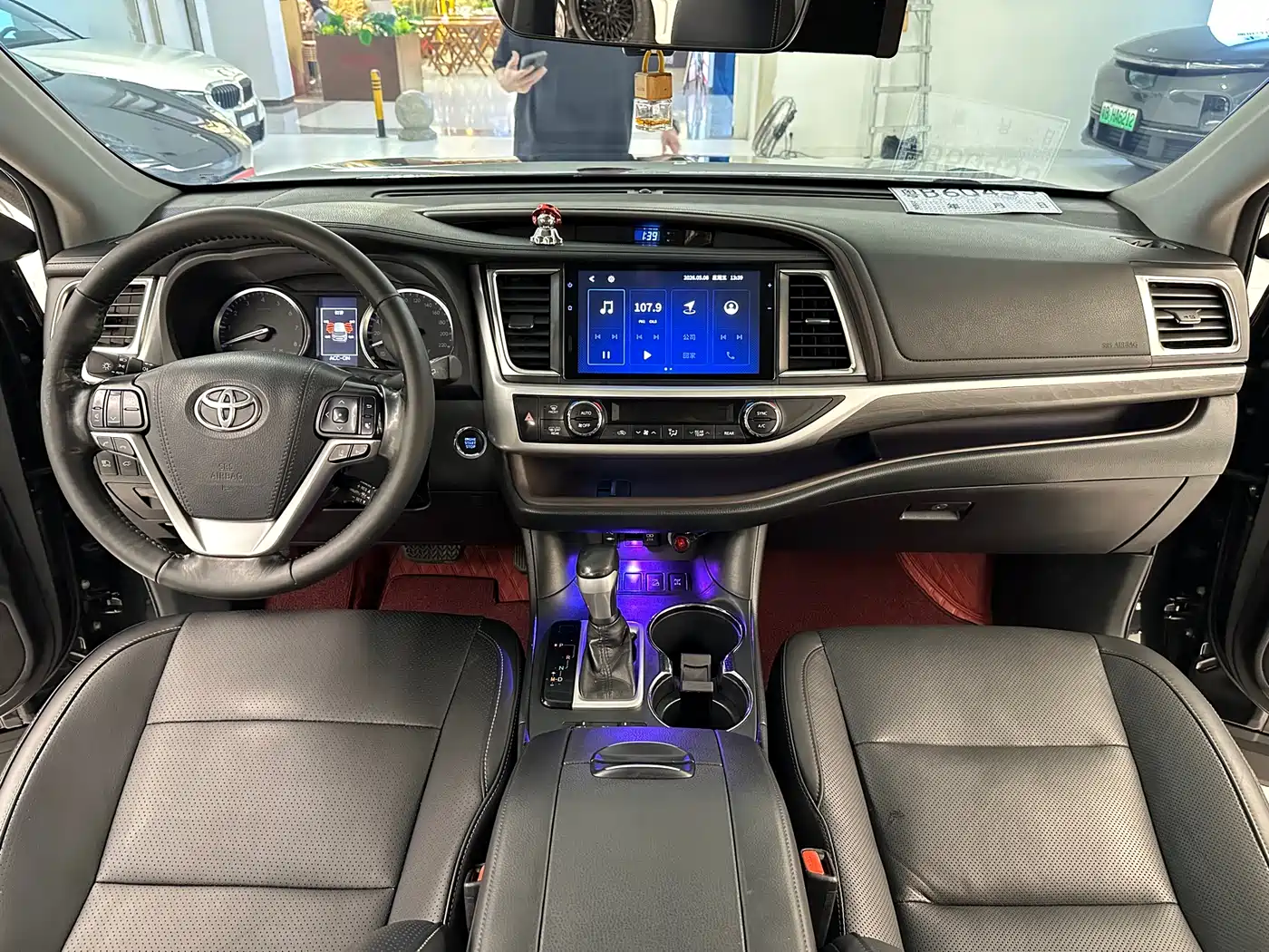 Toyota Highlander 2018 2.0T 4WD Ultimate 7-seater (China V) фото 21