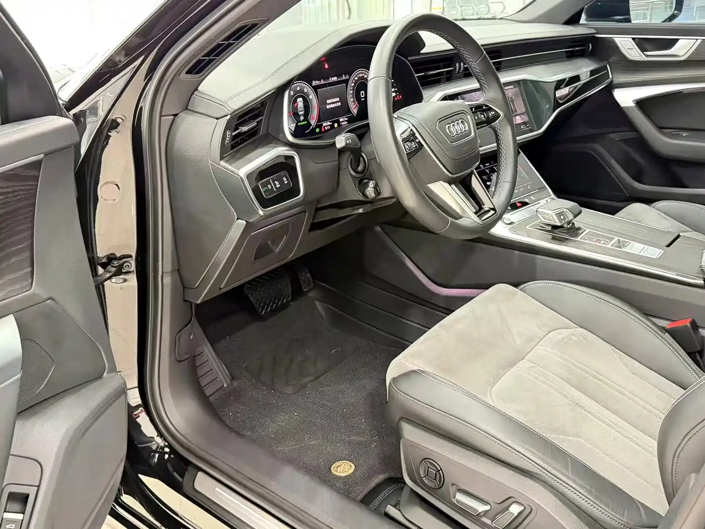 Audi A6L 2024 45 TFSI quattro Premium Dynamic фото 4
