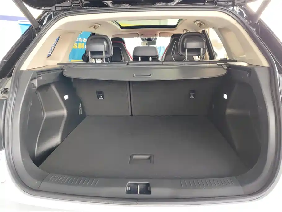 Hongqi HS3 2023 1.5T 2WD Virtue Edition фото 4