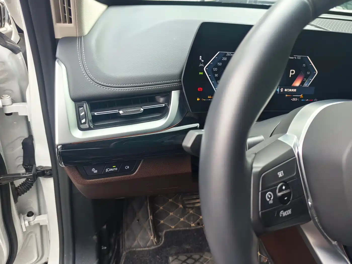 BMW X1 2023 sDrive20Li X Design Package фото 11