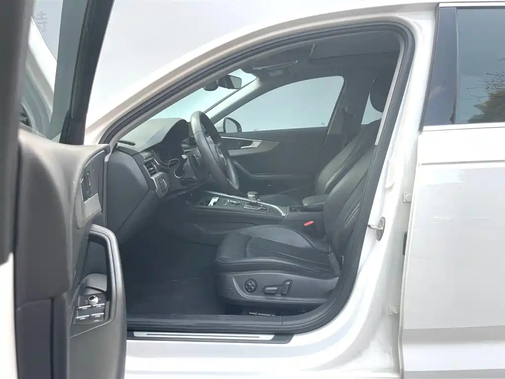 Audi A4L 2019 40 TFSI Progressive (China VI) фото 10