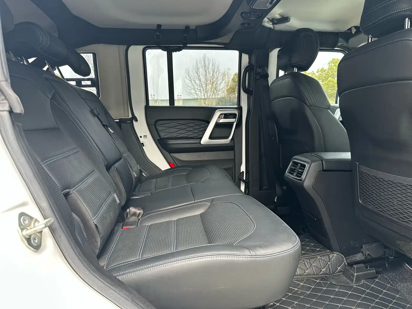 BAIC ORV Beijing Offroad BJ40 2023 2.0D Automatic 4WD Blade Hero Edition Knight Type фото 11