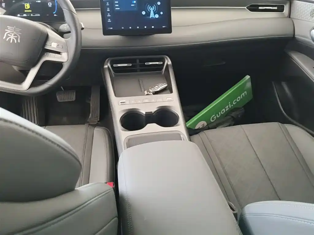 BYD Qin PLUS 2026 DM-i Smart Edition 128KM Progressive фото 14