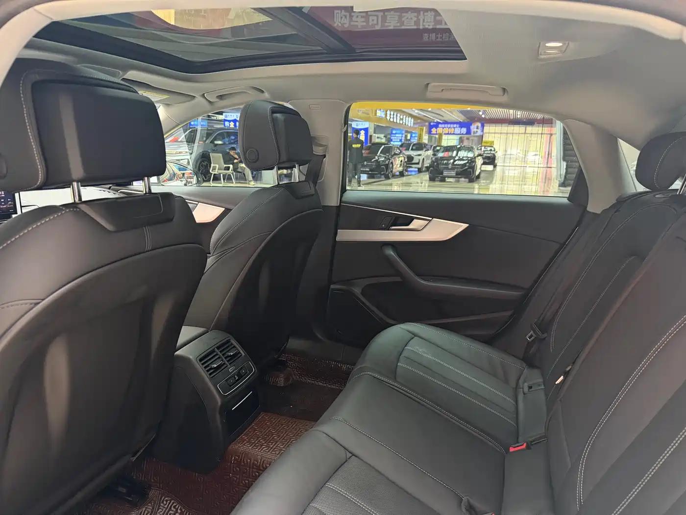 Audi A4L 2020 40 TFSI Fashion Dynamic Edition фото 5