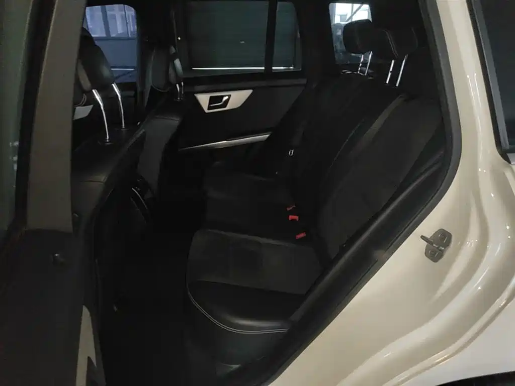 Mercedes-Benz GLK-Class 2015 GLK 260 4MATIC Dynamic Ultimate Edition фото 17
