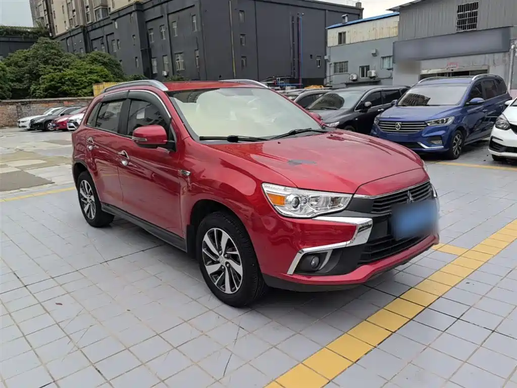 Mitsubishi ASX 2016 1.6L Manual 2WD Pioneer Edition фото 4
