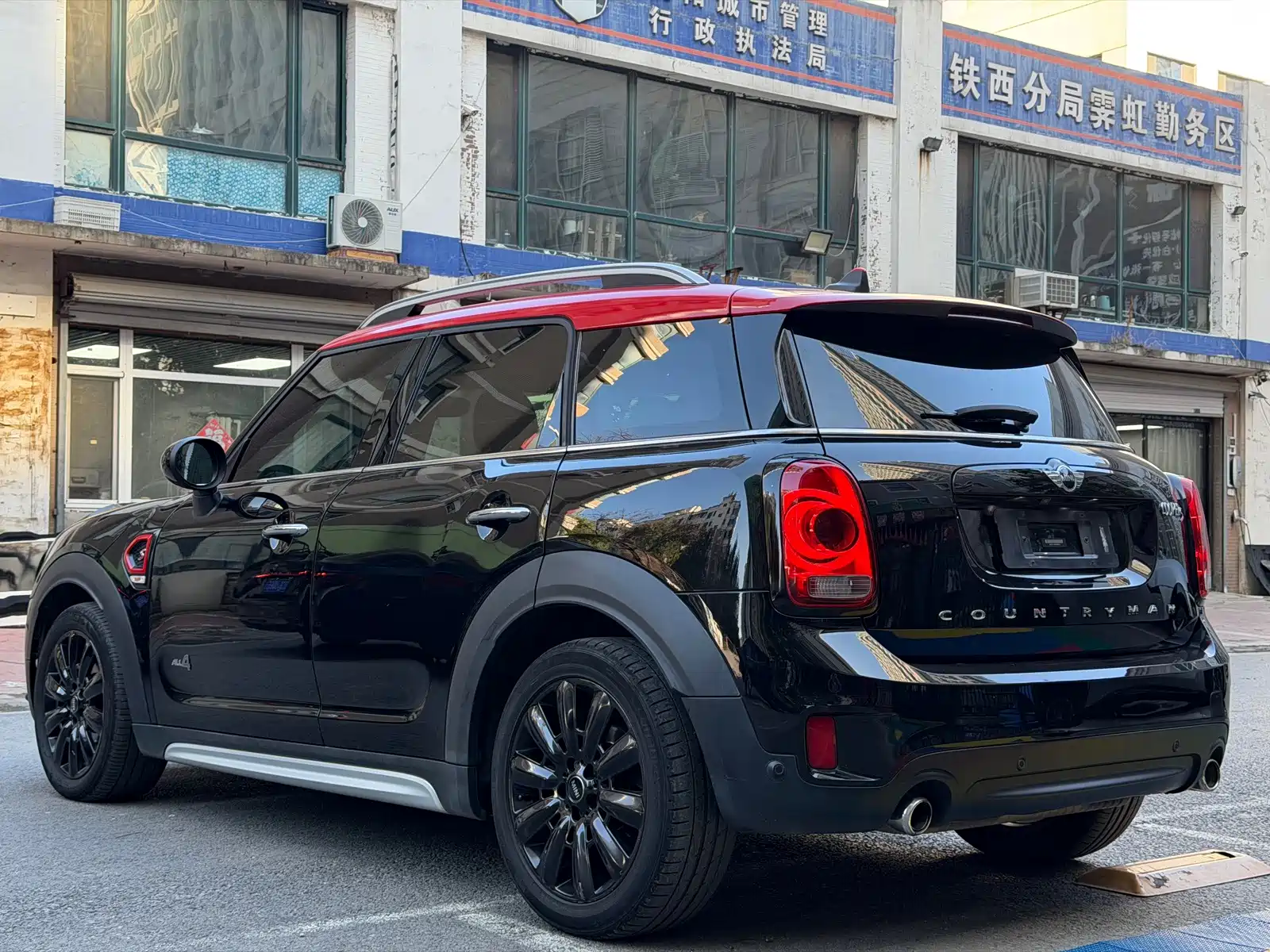 Photo 15 - MINI COUNTRYMAN