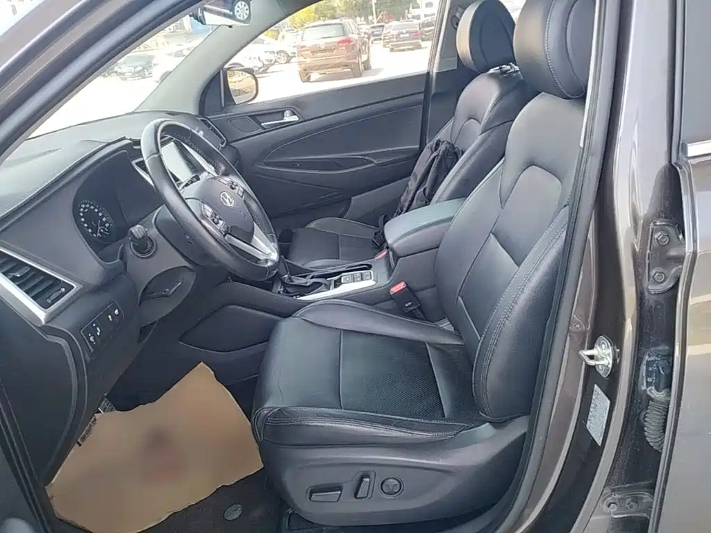 Фото 15 - Hyundai Tucson