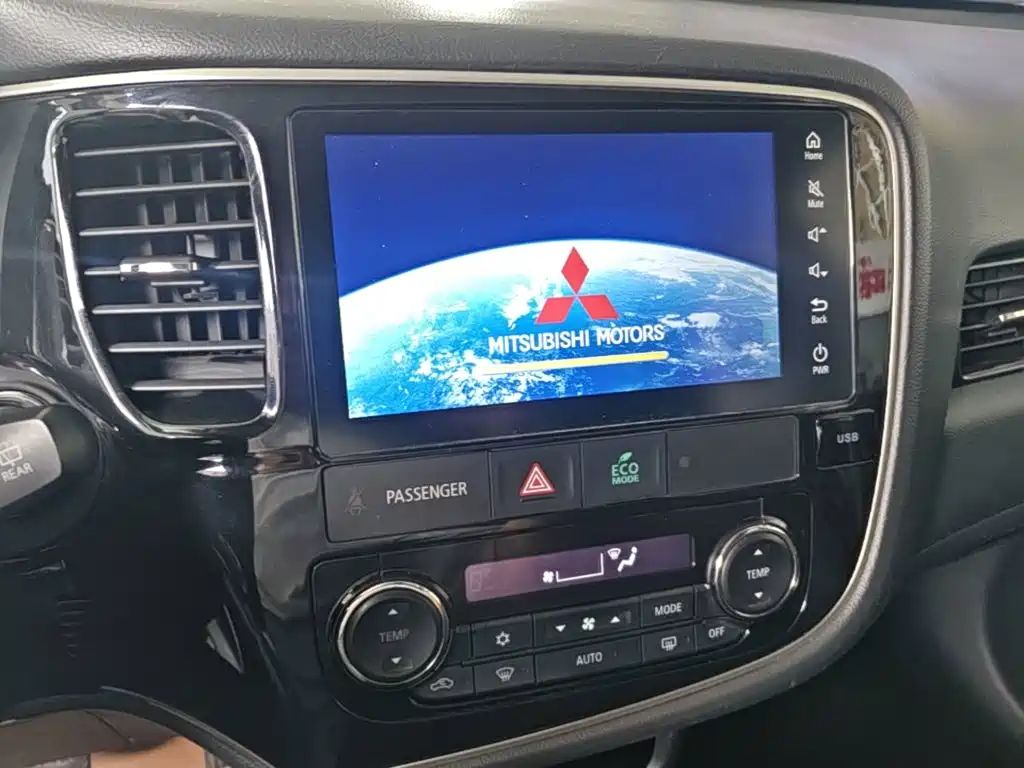 Mitsubishi Outlander 2017 2017 2.0L 2WD Glory 5-seater