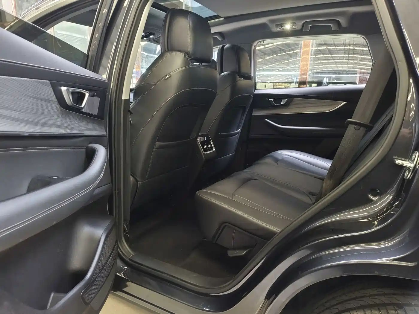 Chery Tiggo 8 PLUS 2023 2022 290TGDI DCT Premium Edition