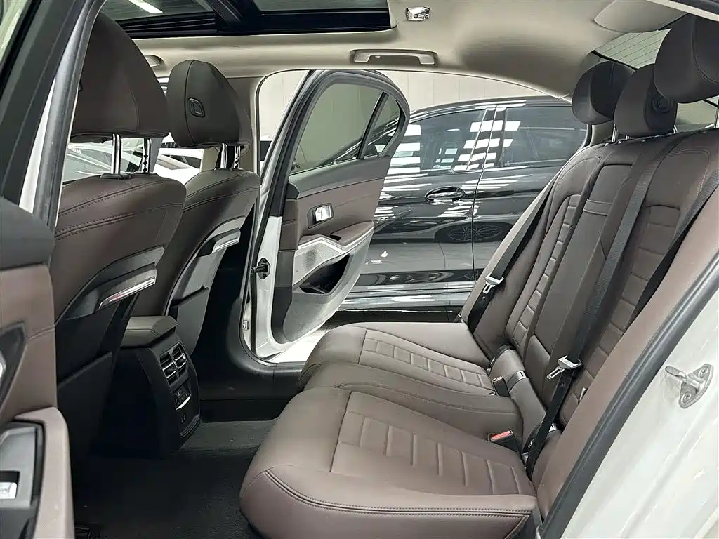 BMW 3 Series 2020 Facelift 325Li M Sport Package фото 16