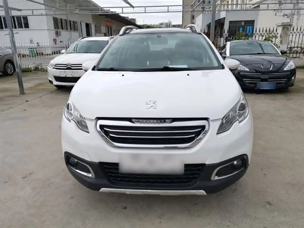 Peugeot 2008 2014 1.6L Manual Fashion Edition фото 3