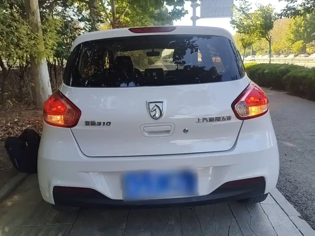 Baojun 310 2017 2016 1.2L Manual Comfort Model