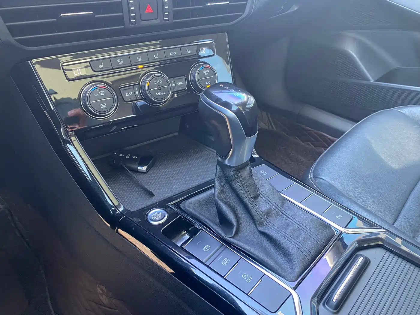 Volkswagen Passat 2019 330TSI Elite Version China VI фото 9