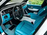 Фото 12 - Rolls-Royce Cullinan