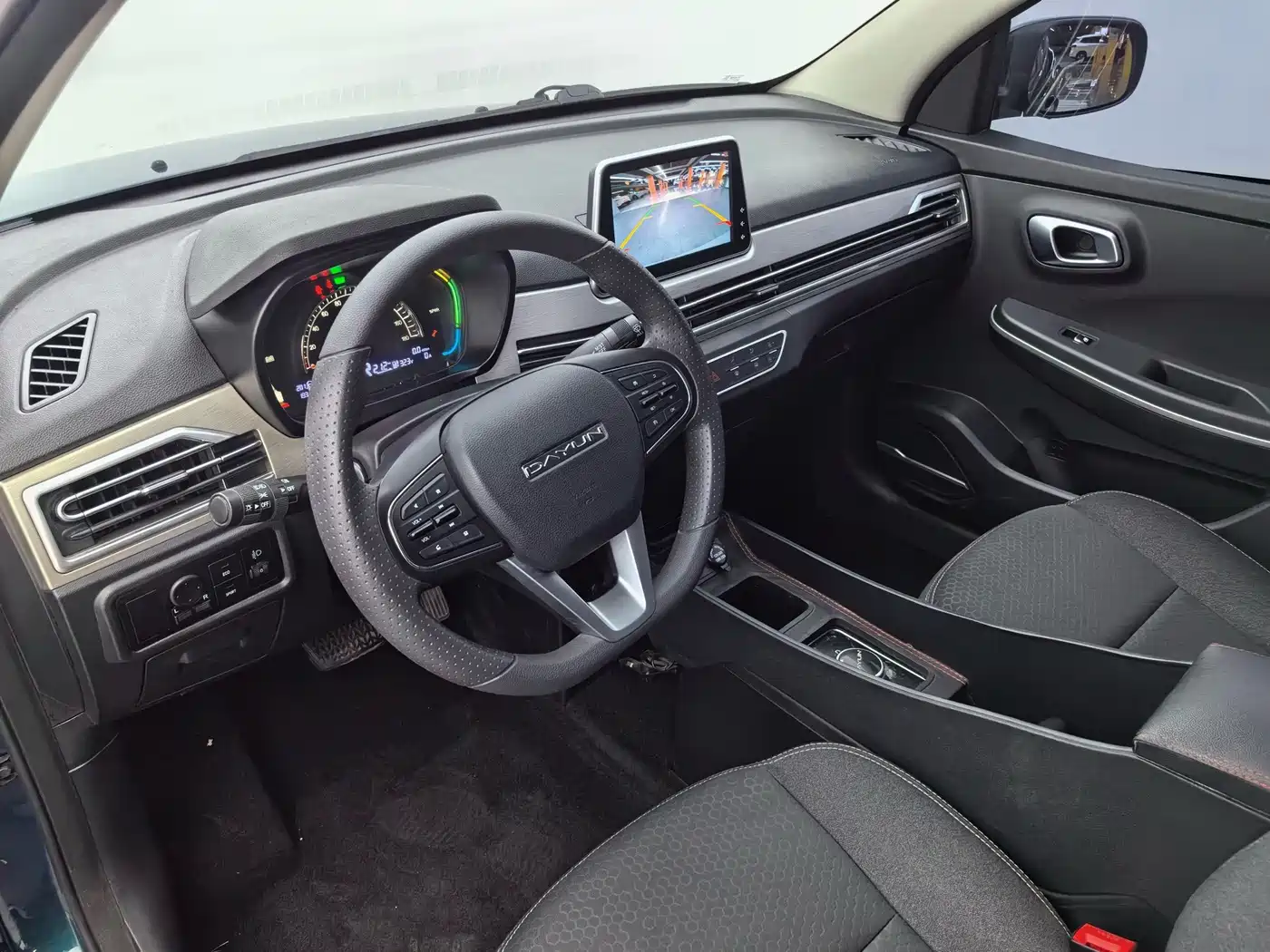 Dayun Yuehu 2022 2022 30.66kWh 2WD Standard Edition