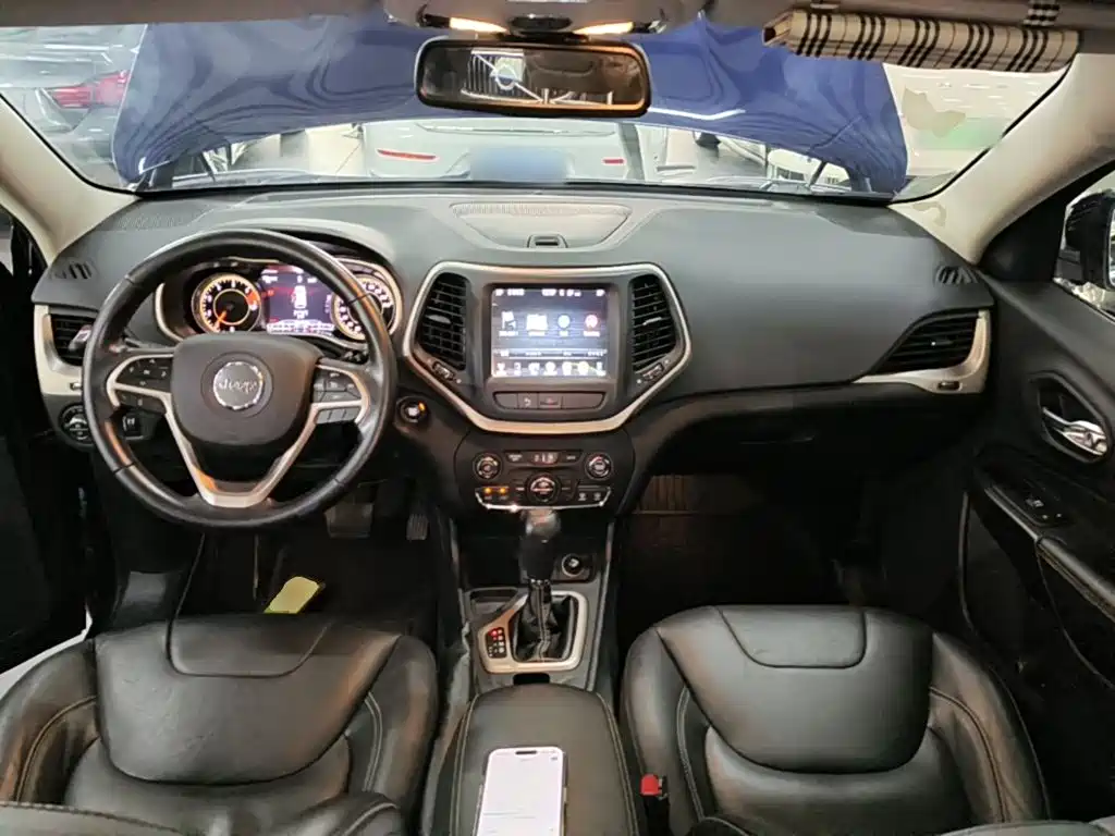 Jeep Cherokee 2018 2017 2.0L Superior Edition