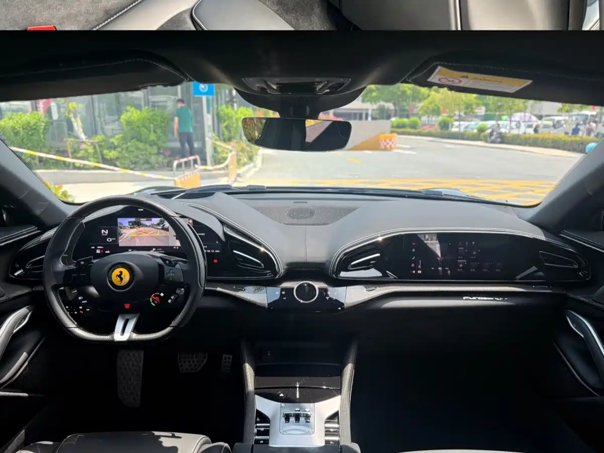 Ferrari Purosangue 2025 2023 6.5L V12