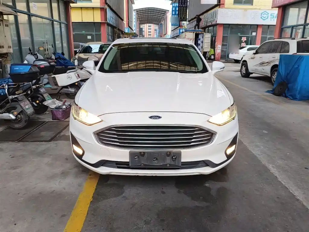 FORD MONDEO