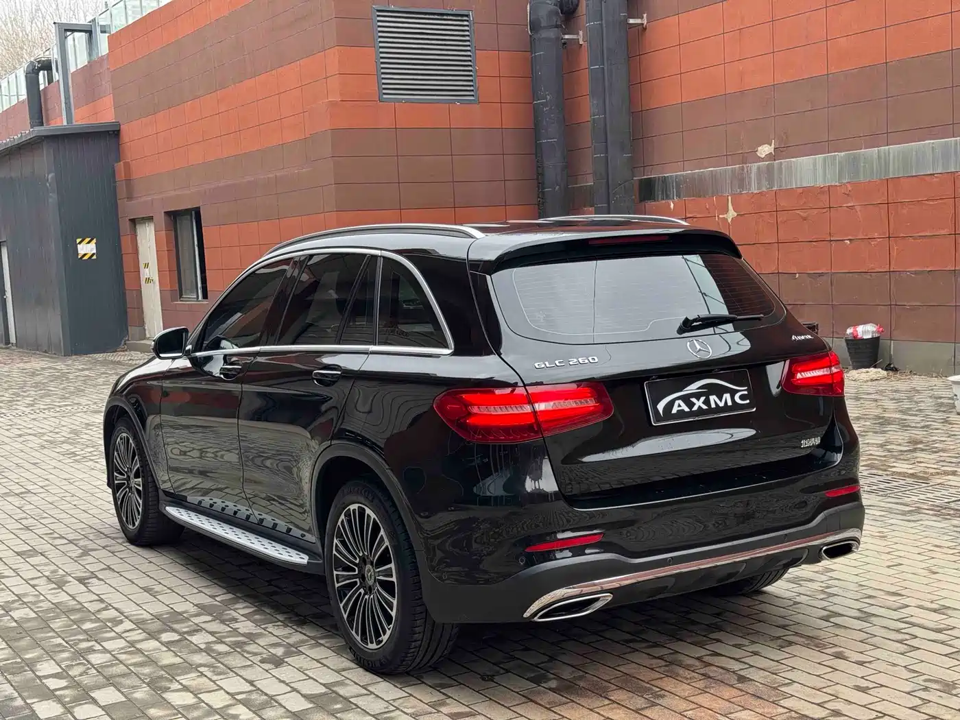 Mercedes-Benz GLC 2018 GLC 260 4MATIC Dynamic фото 4