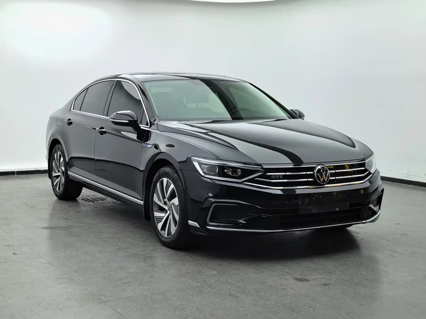 Volkswagen Magotan GTE Plug-in Hybrid, миниатюра 3