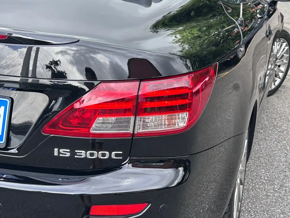 Lexus IS 2010 2009 300C