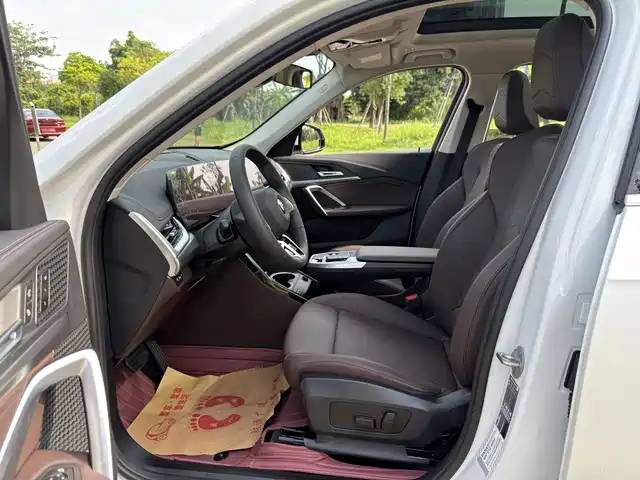 BMW X1 2023 sDrive25Li M Sport Package — фото 5