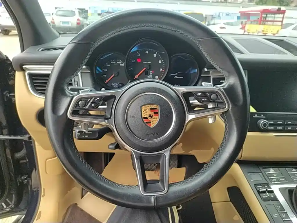 Porsche Macan 2017 Macan 2.0T фото 11
