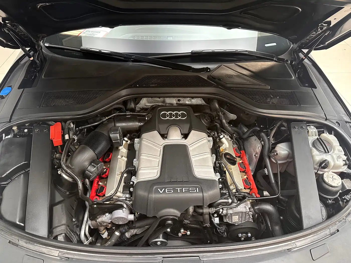 Audi A8 2012 A8L 45 TFSI quattro Luxury фото 6