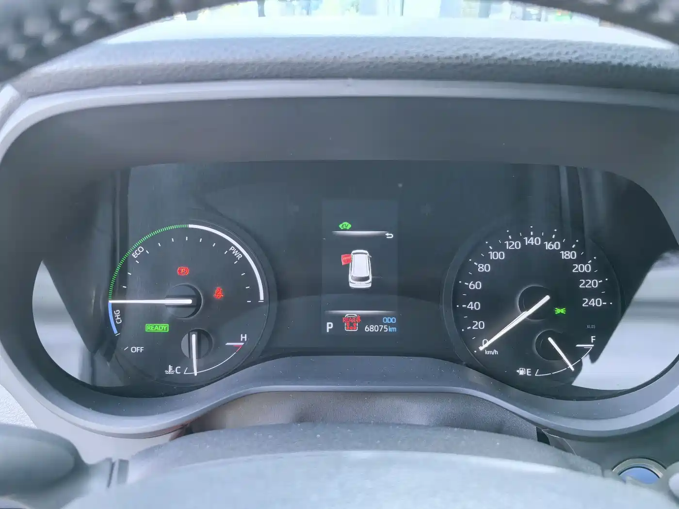 Toyota Granvia 2022 2.5L Hybrid Noble Edition фото 16