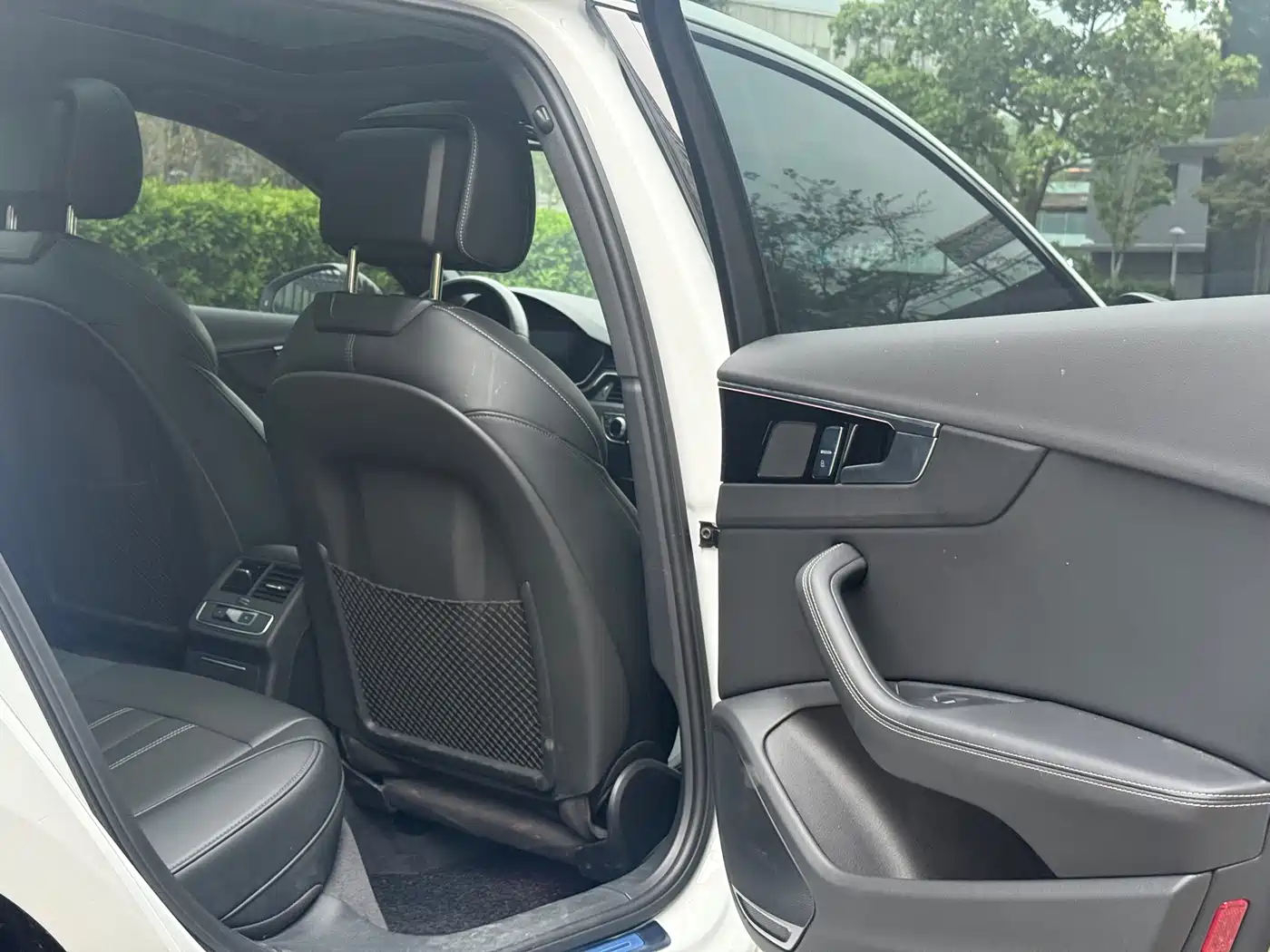 Audi A4L 2024 40 TFSI Luxury Dynamic фото 16