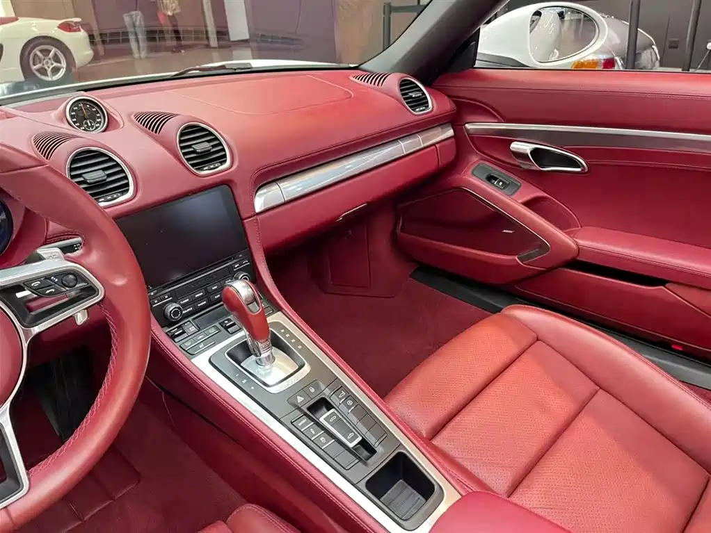 Porsche 718 2018 Boxster 2.0T фото 8