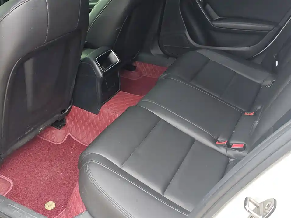 Audi A4L 2013 35 TFSI Automatic Comfort фото 12