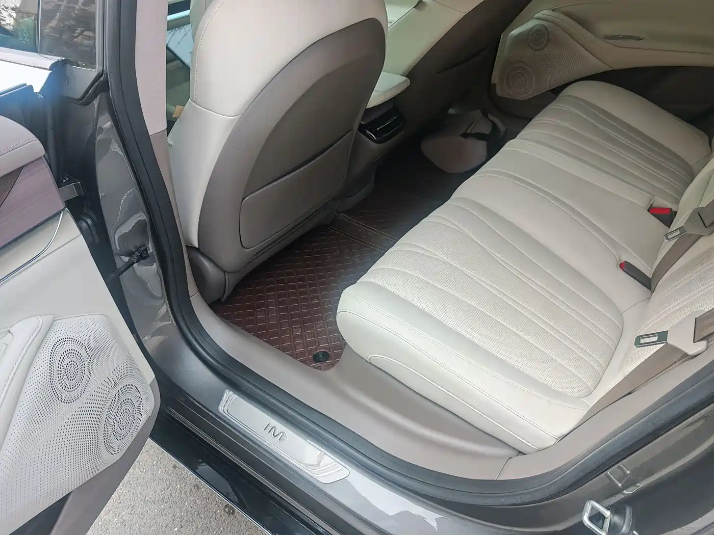 ZHIJI AUTOMOBILE ZHIJI L7