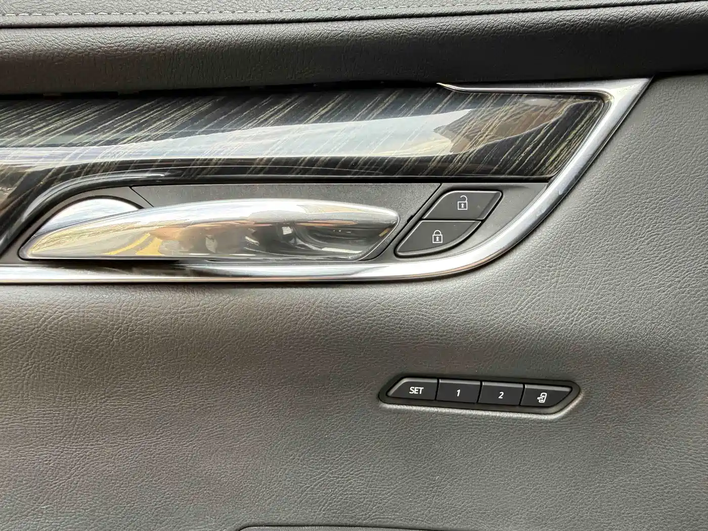 Cadillac XT6 2020 28T 6-Seater Luxury Model фото 12