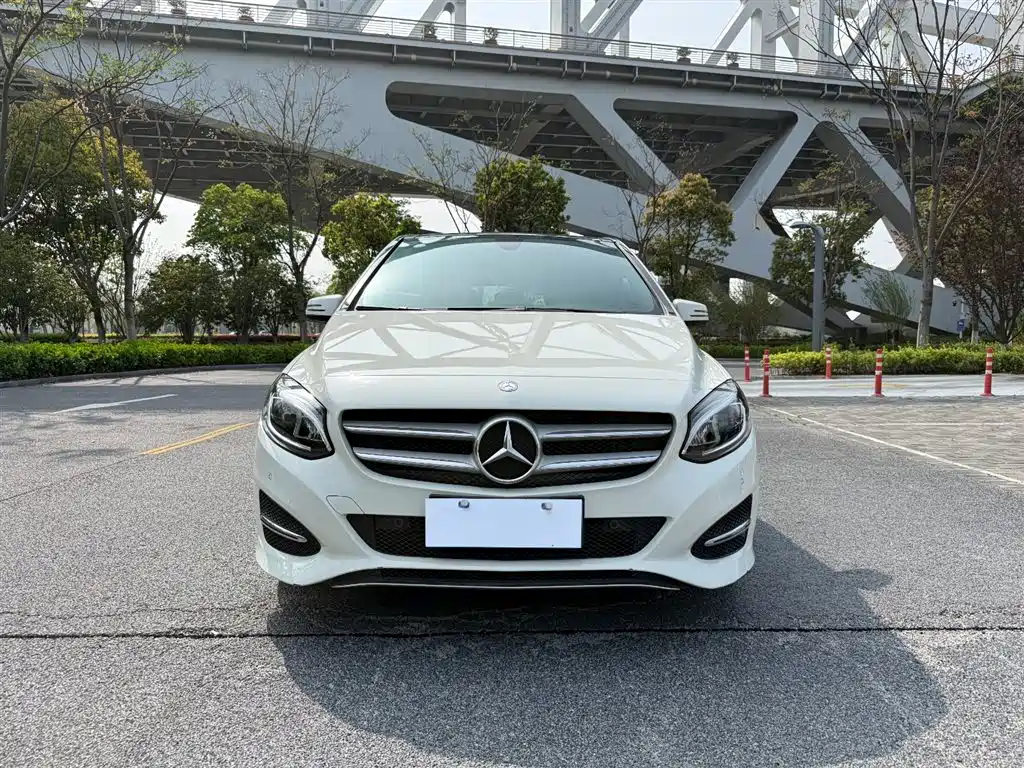 MERCEDES-BENZ B CLASS