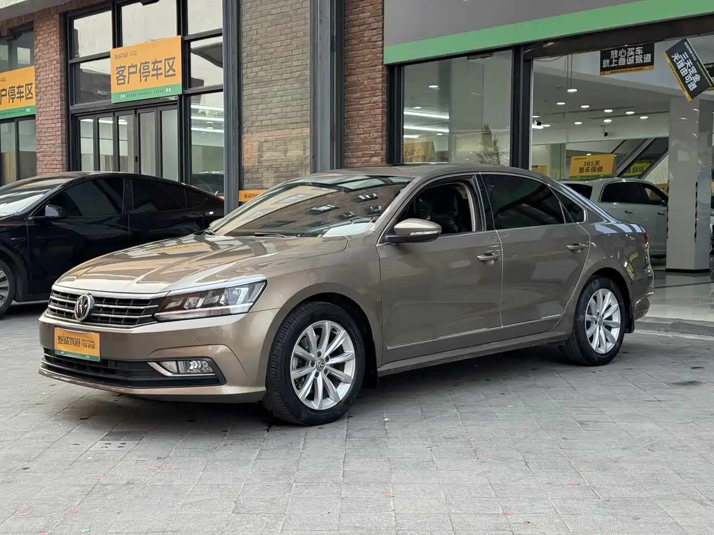 Volkswagen Passat 2017 330TSI DSG Prestige фото 4