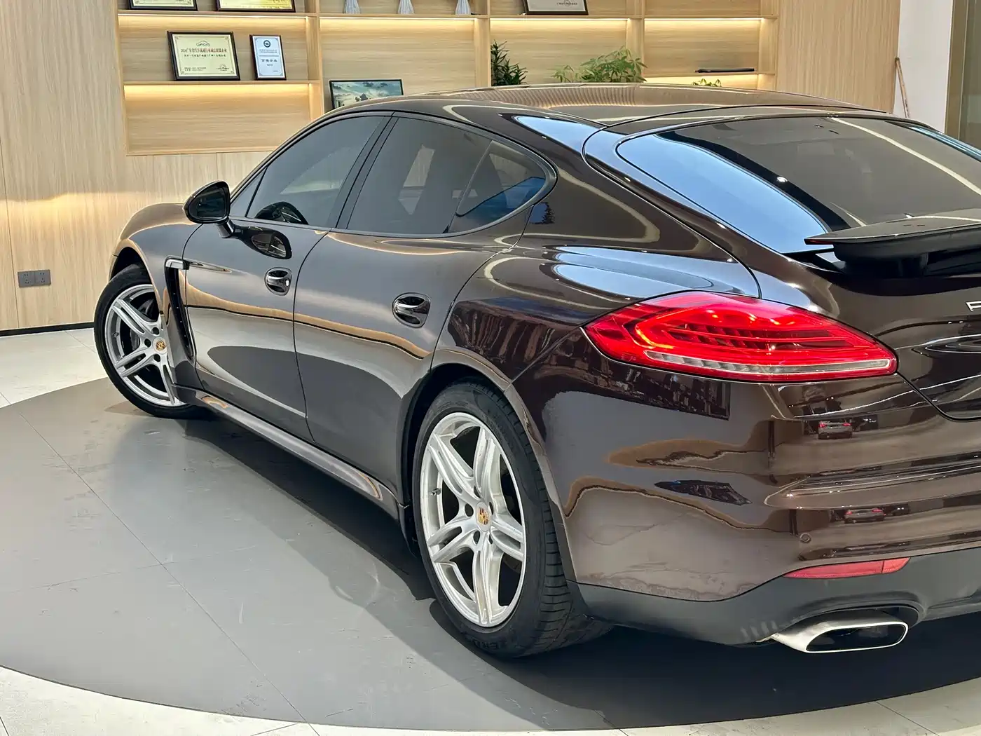 Porsche Panamera 2014 Panamera 3.0T фото 3