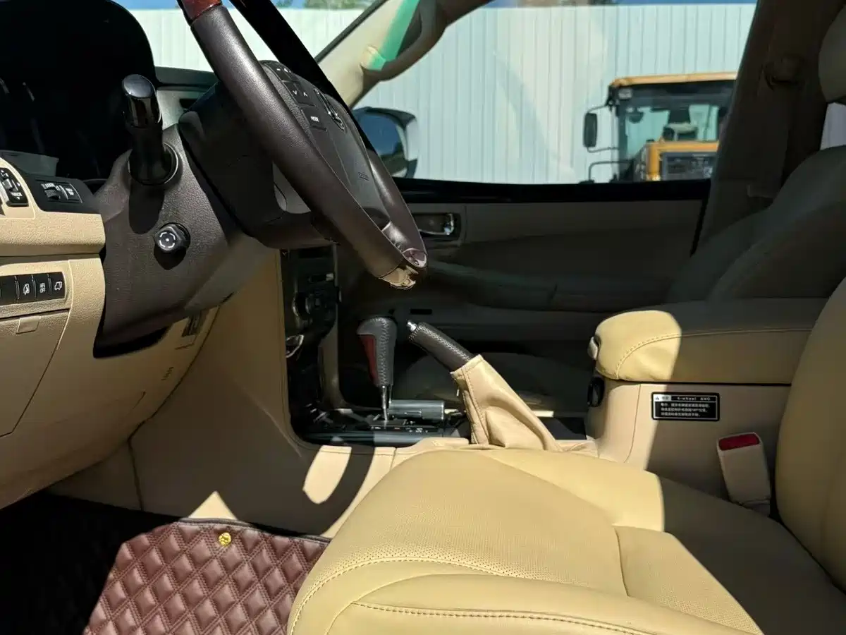 Lexus LX 2010 2009 570