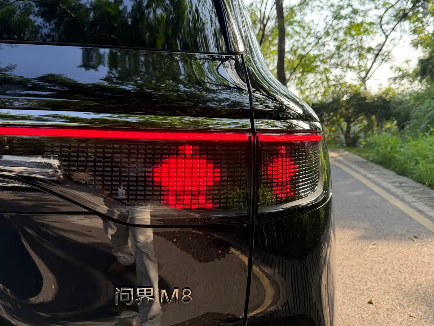 AITO Wenjie AITO M8 2025 Model Extended Range Max+ Edition 53.4kWh 6-Seater фото 20