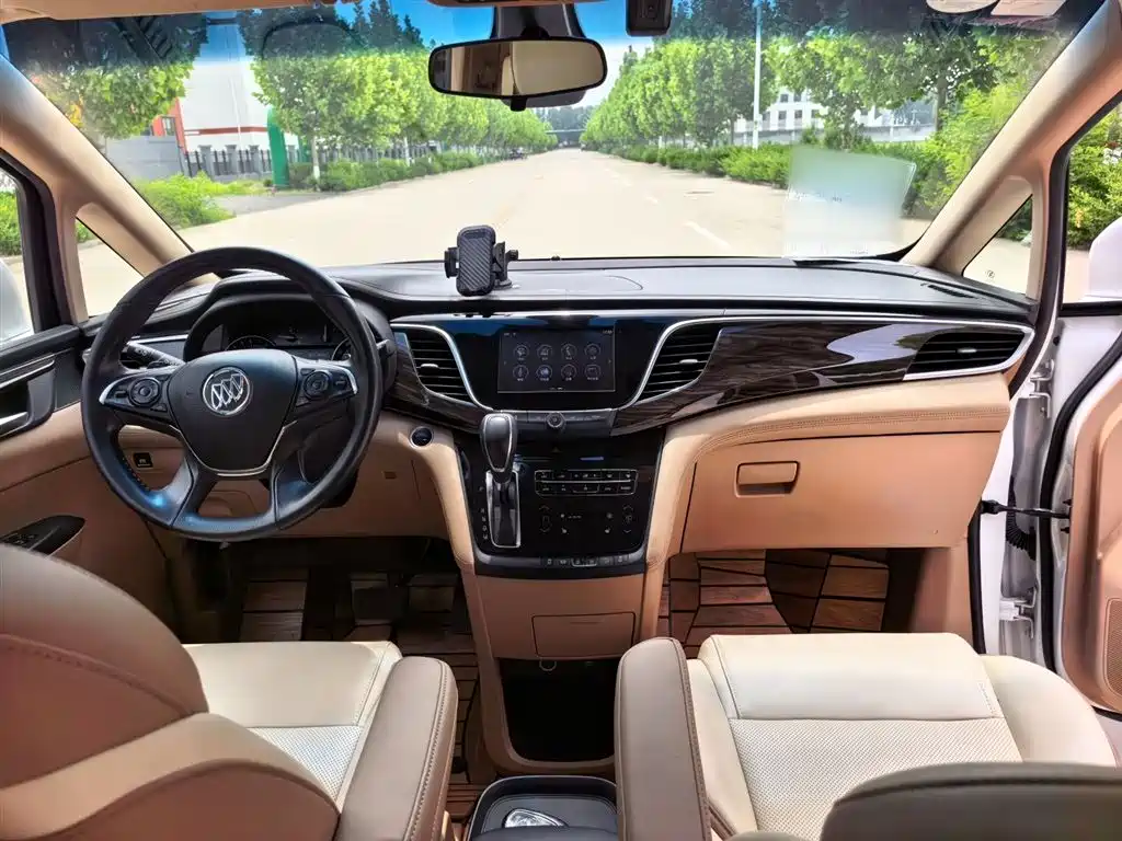 Buick GL8 2018 ES 28T Luxury Type China VI фото 5