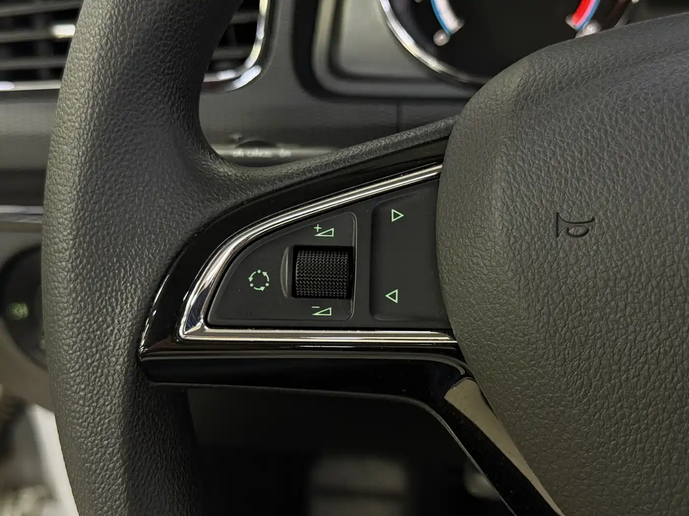 Škoda Kamiq 2021 GT 1.5L Automatic Flagship Edition фото 11