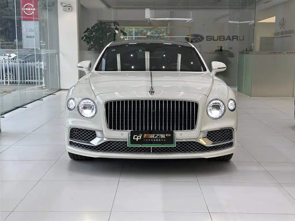 Bentley Flying Spur Plug-in Hybrid 2022 2.9T V6 Hybrid фото 2