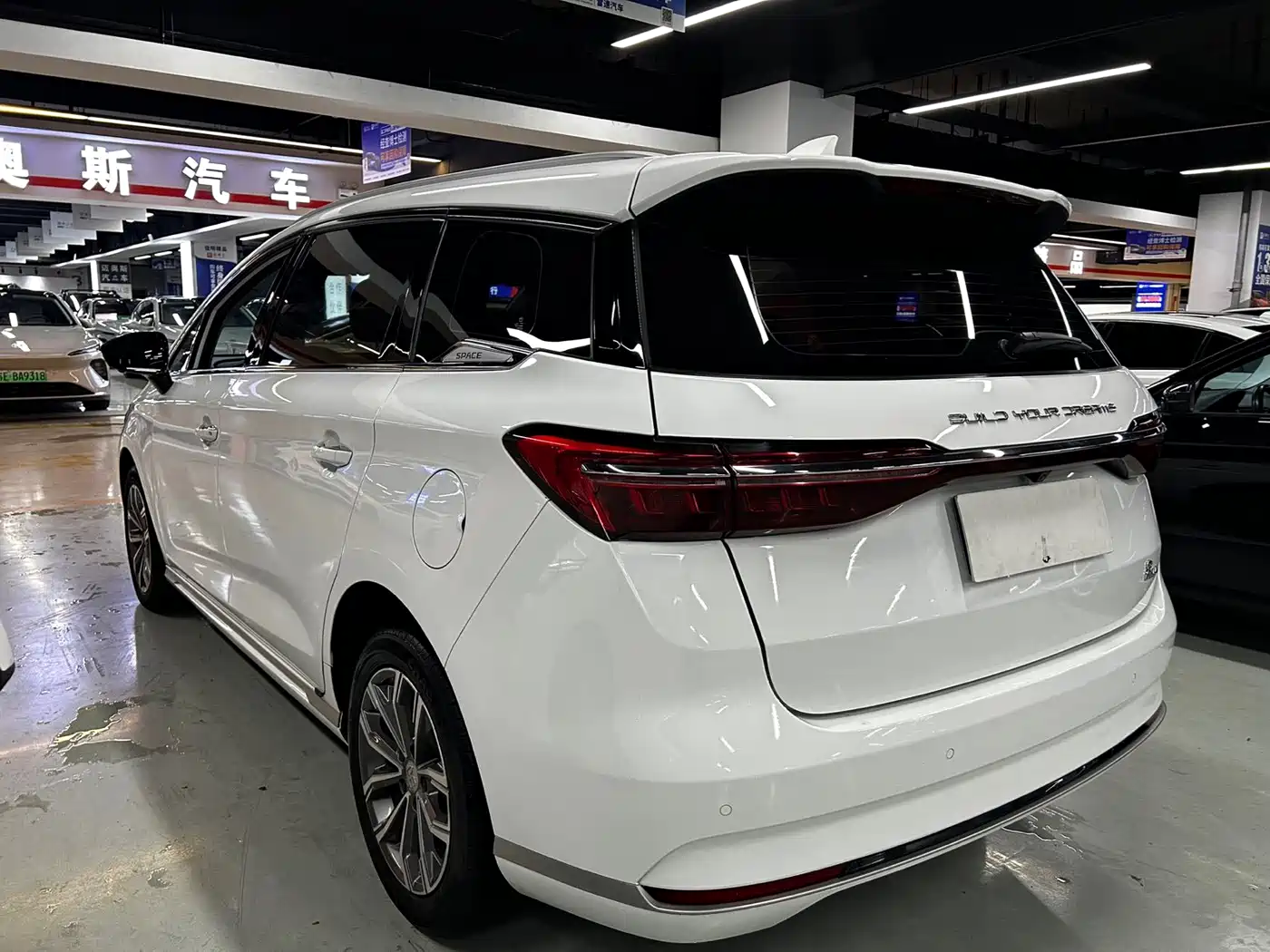 BYD Song MAX 2022 2021 Upgrade 1.5T Automatic Premium Edition 7-Seater