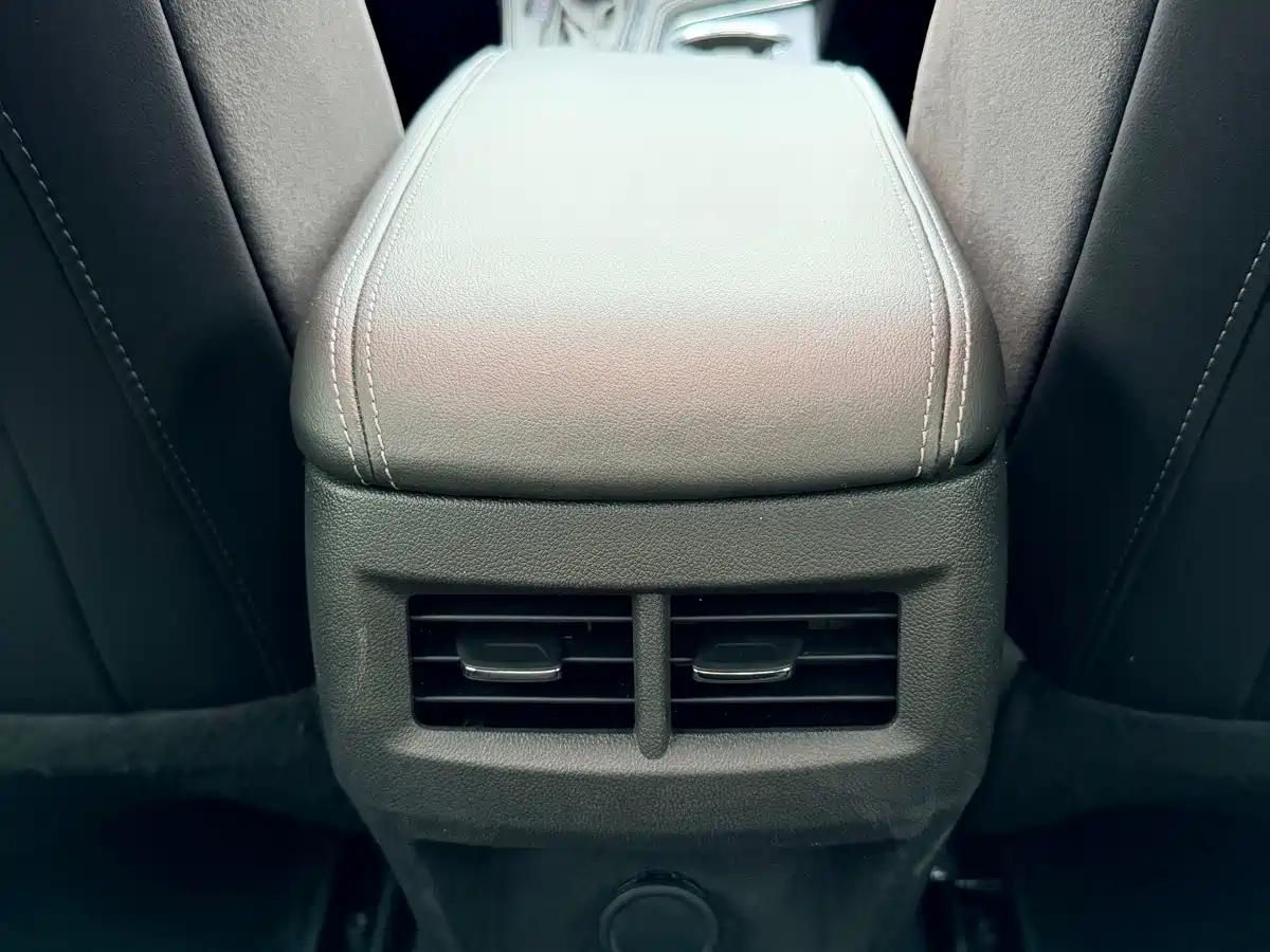 Cadillac CT4 2024 2022 28T Luxury Model