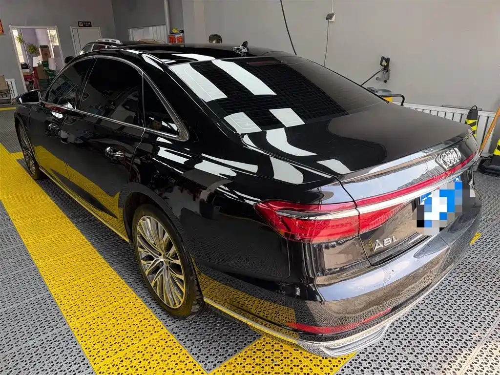 Audi A8 2019 Facelift Plus A8L 50 TFSI quattro Comfort фото 9
