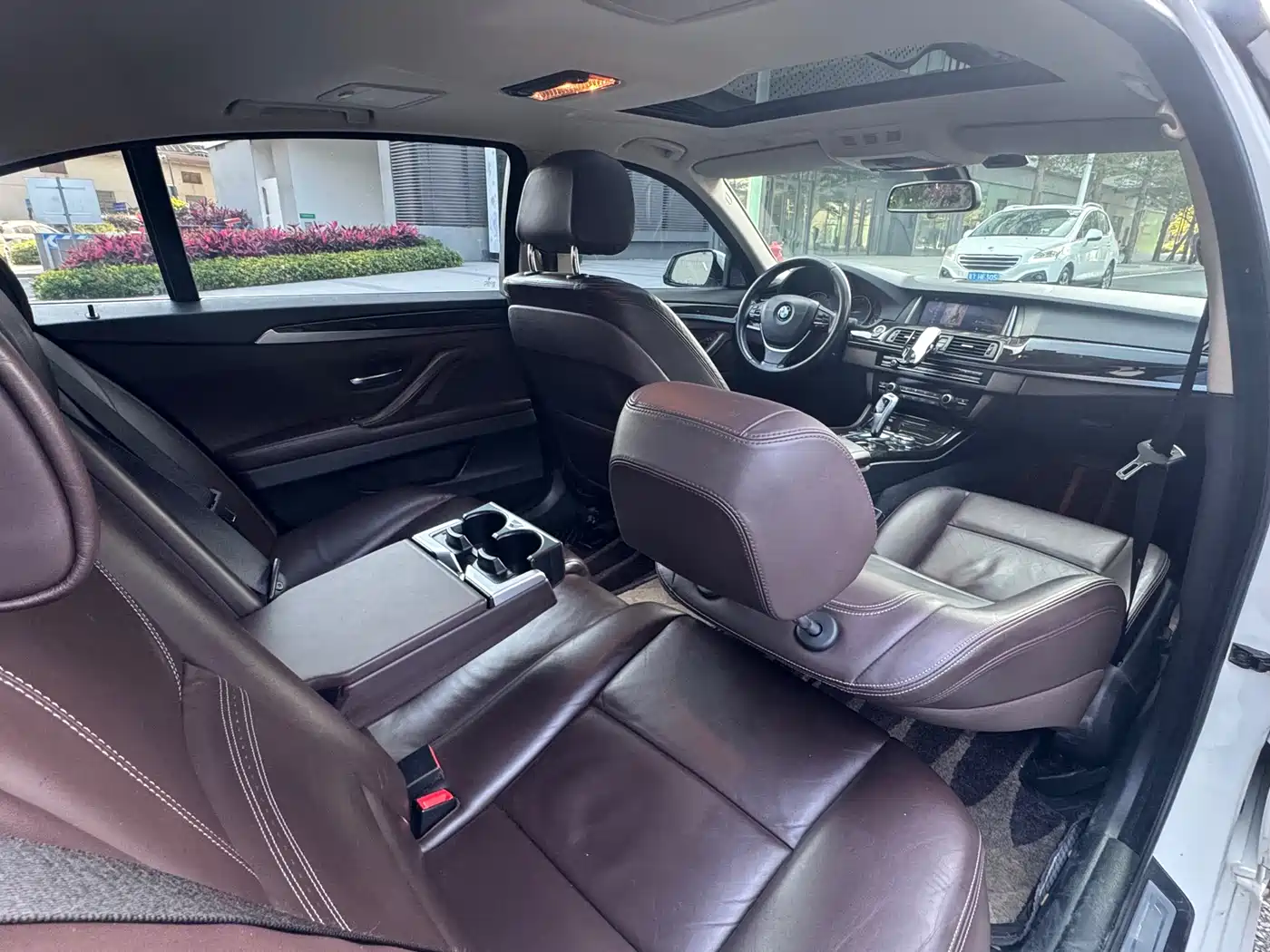 BMW 5 Series 2014 525Li Luxury Design Package фото 24