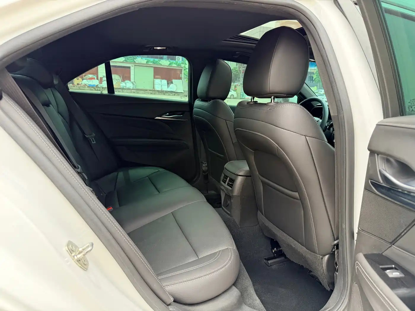 Cadillac CT4 2024 2022 28T Luxury Model