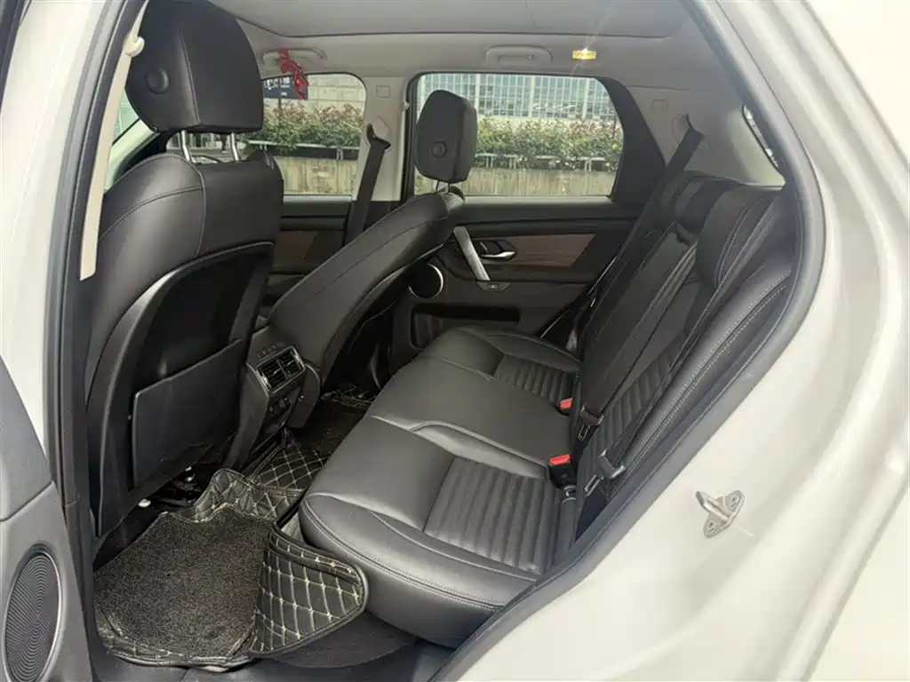 Land Rover Discovery Sport 2024 Performance Technology Edition фото 17