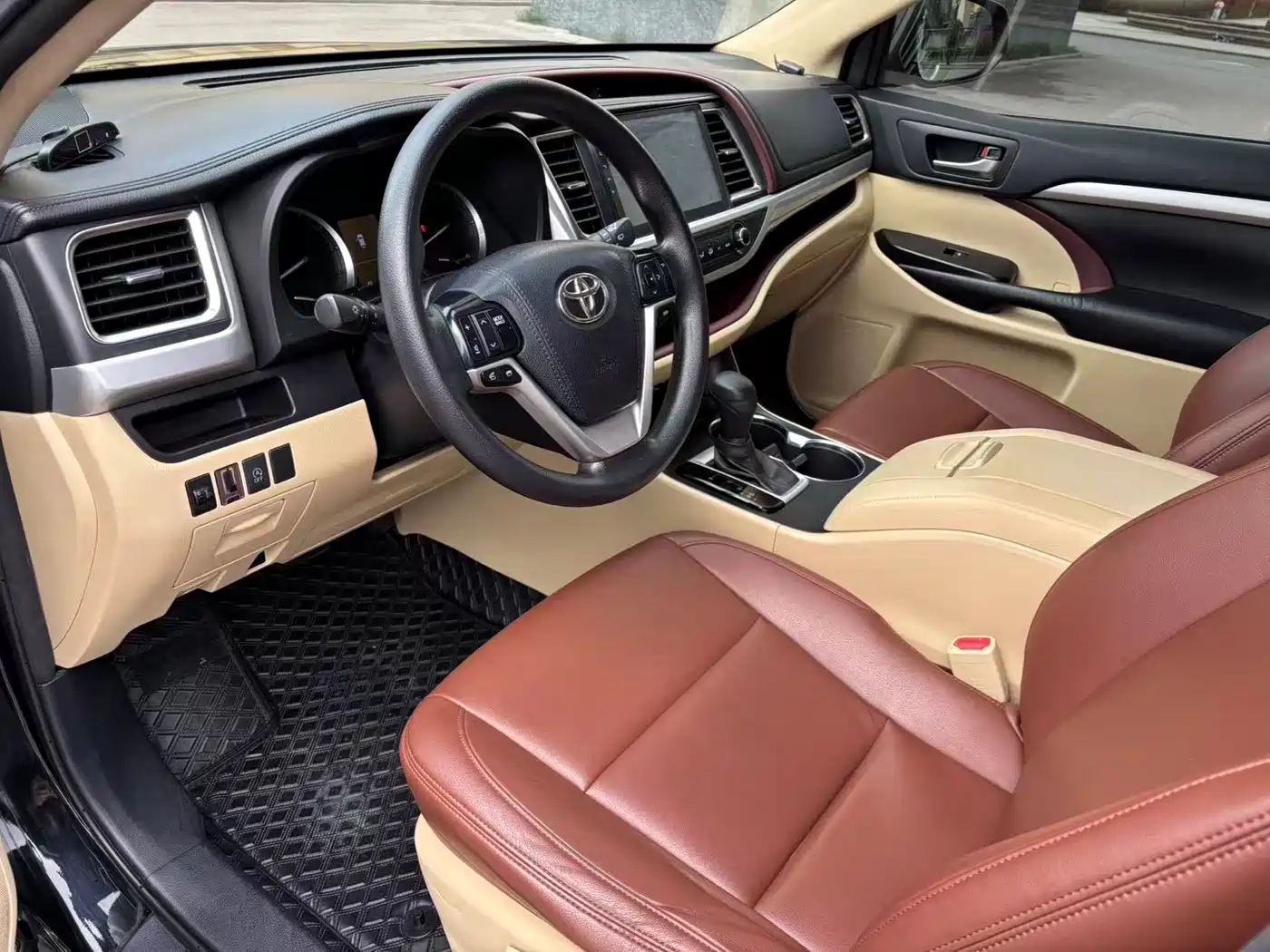 Toyota Highlander 2017 2.0T 4WD Elite 7-Seater фото 6